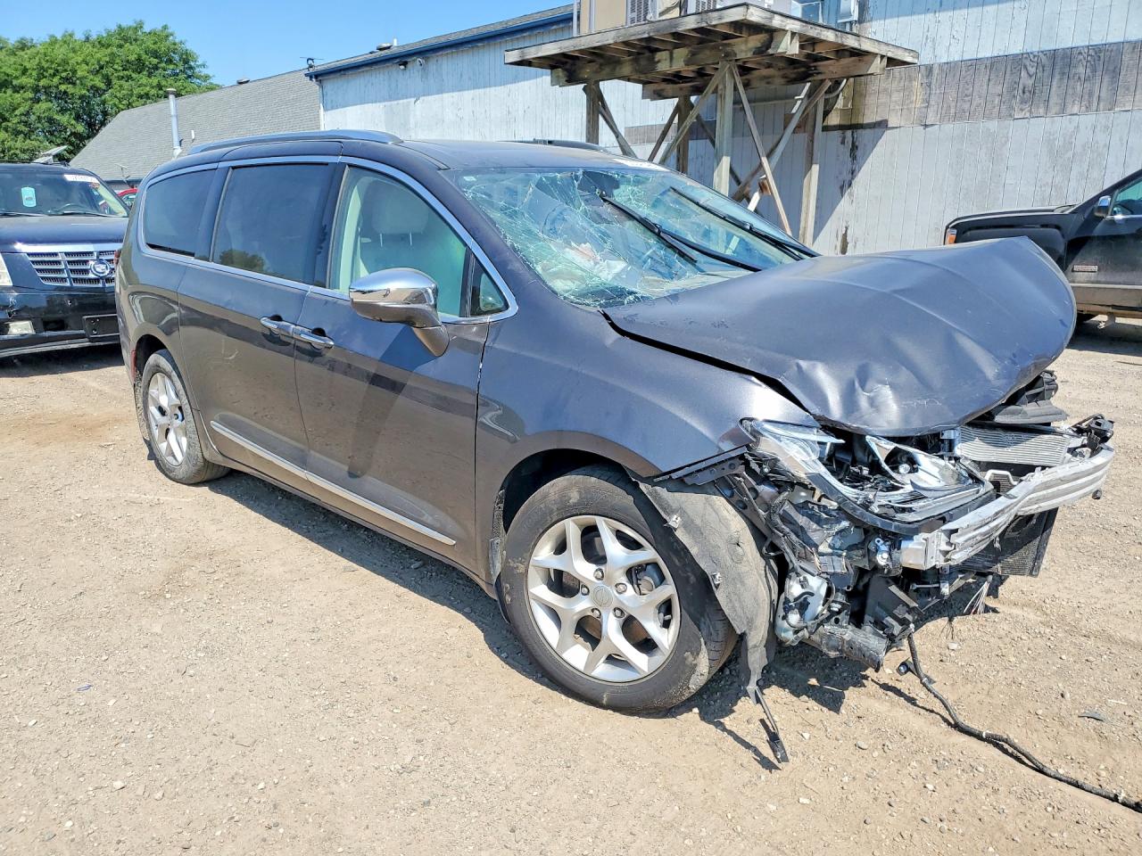 2020 CHRYSLER PACIFICA LIMITED — снимка 4