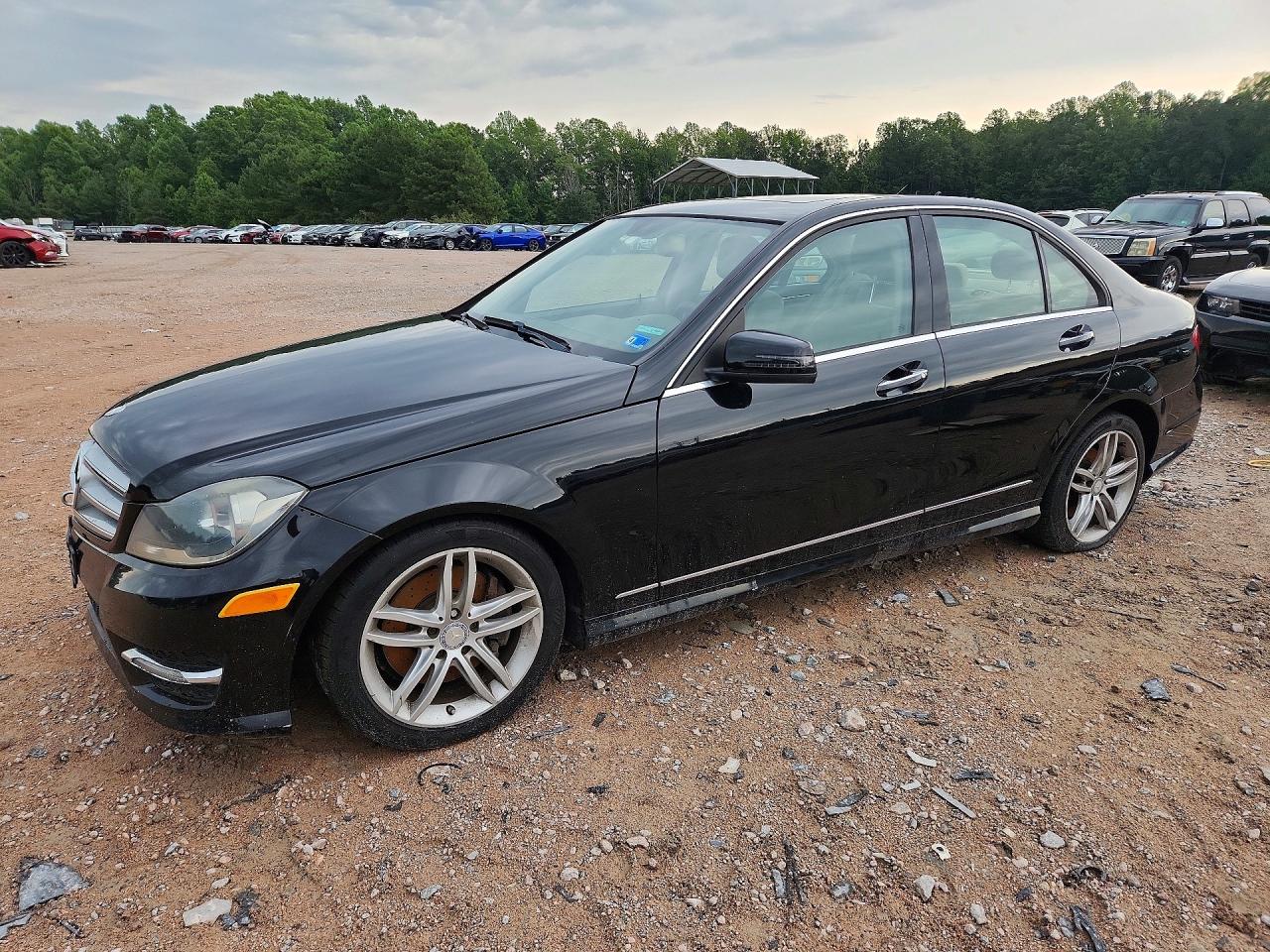 2013 MERCEDES-BENZ C 300 4MATIC