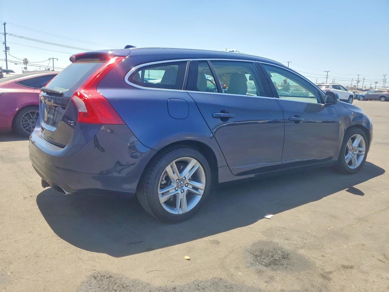 2015 VOLVO V60 PLATINUM — снимка 3