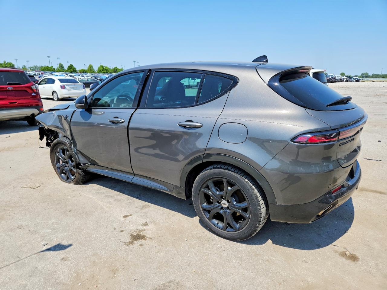 2024 DODGE HORNET R — снимка 2