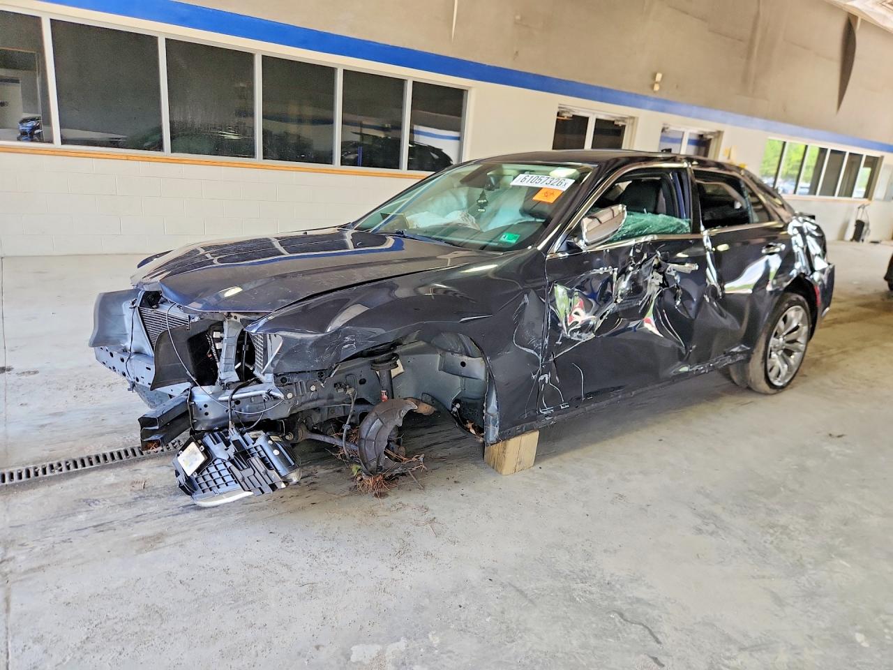 2016 CHRYSLER 300C