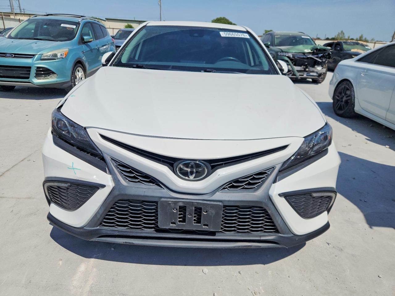 2022 TOYOTA CAMRY SE — снимка 5
