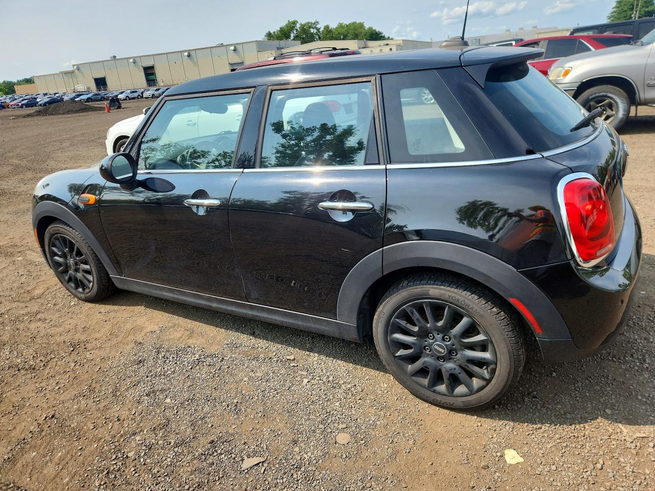 2019 MINI COOPER — снимка 2