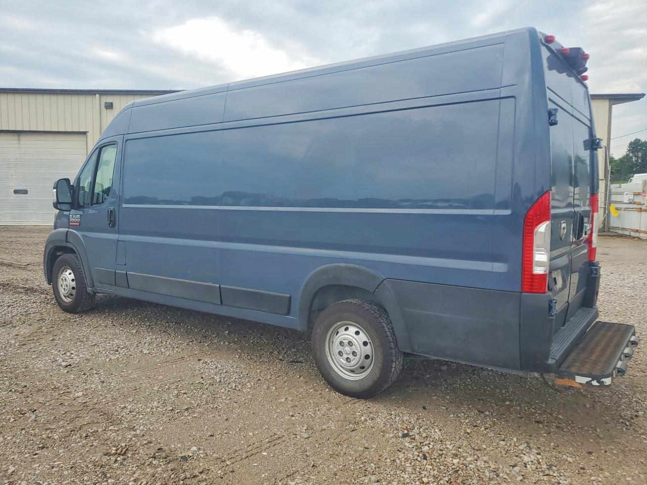 2021 RAM PROMASTER 3500 — снимка 2