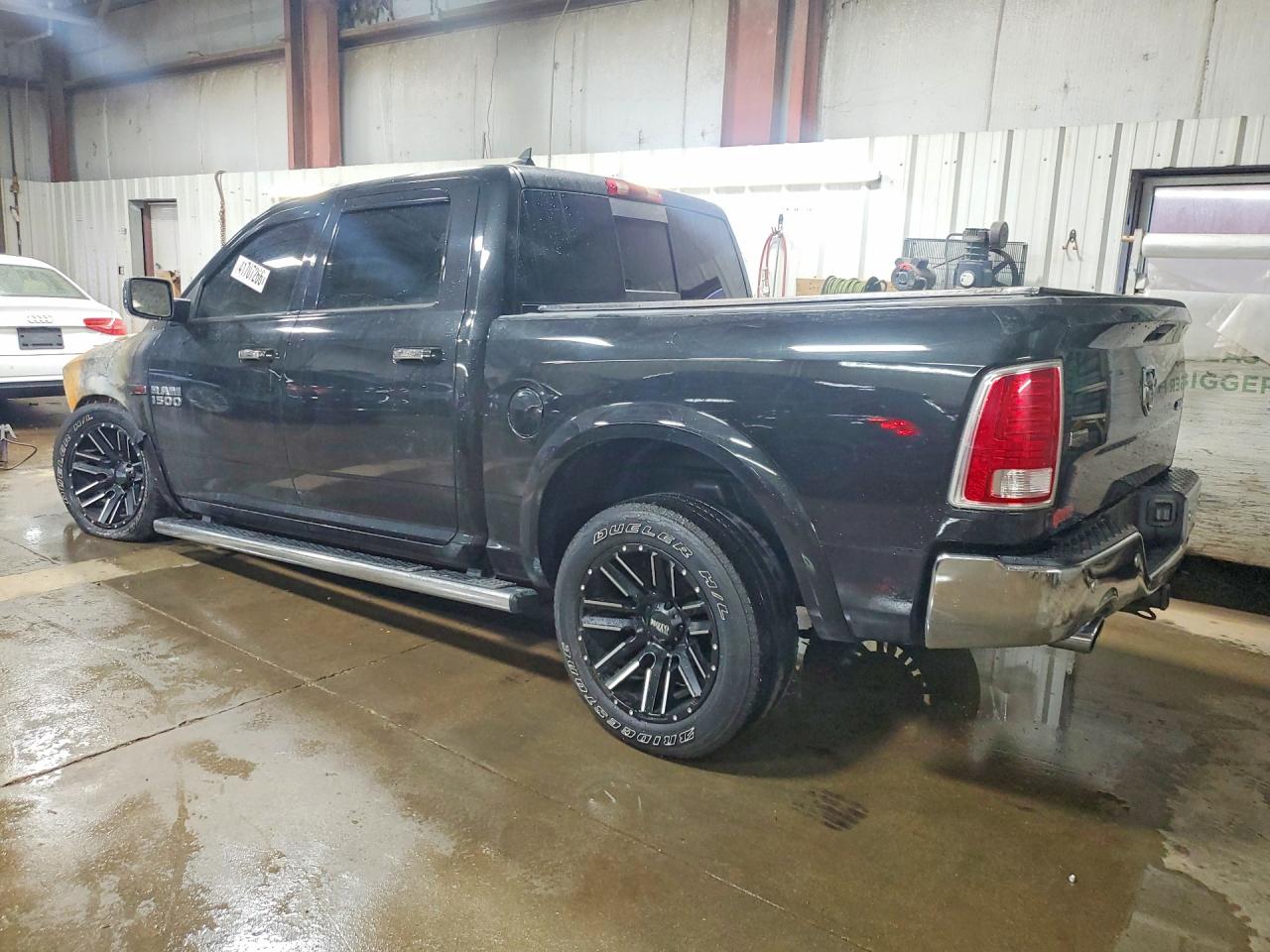 2017 RAM 1500 LARAMIE — снимка 2