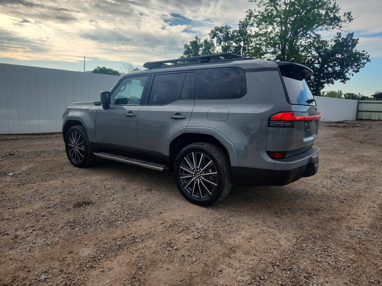 2024 LEXUS GX 550 LUXURY — снимка 2