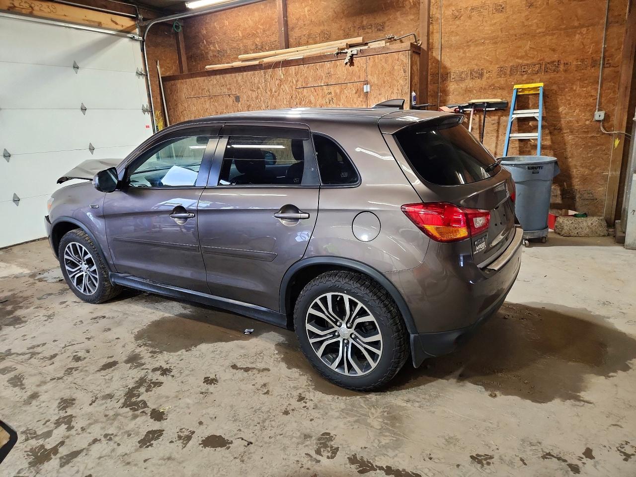 2017 MITSUBISHI OUTLANDER SPORT ES — снимка 2