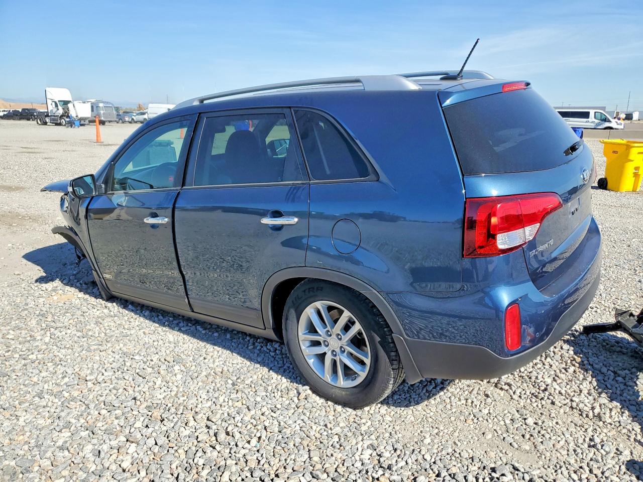 2015 KIA SORENTO LX — снимка 2