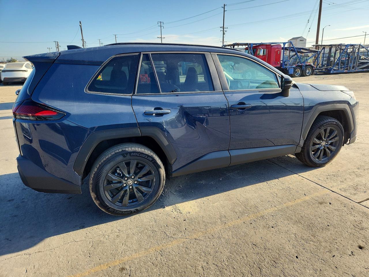 2026 TOYOTA RAV4 XLE PREMIUM — снимка 3