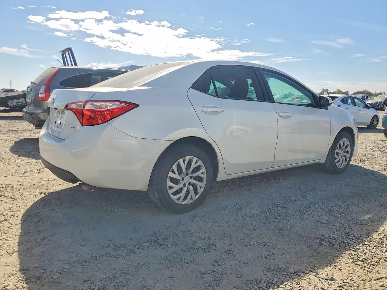 2018 TOYOTA COROLLA LE — снимка 3