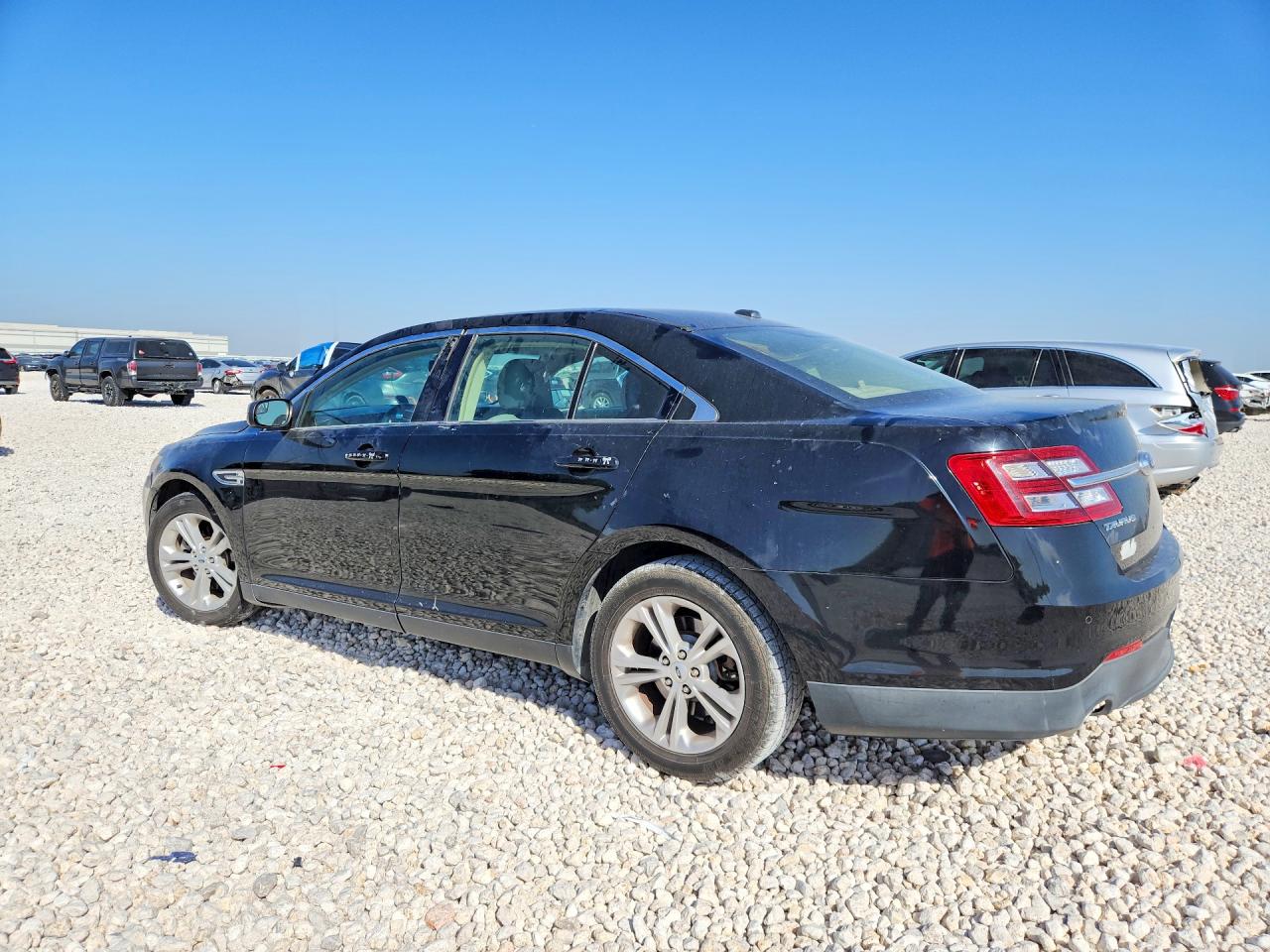 2017 FORD TAURUS SEL — снимка 2