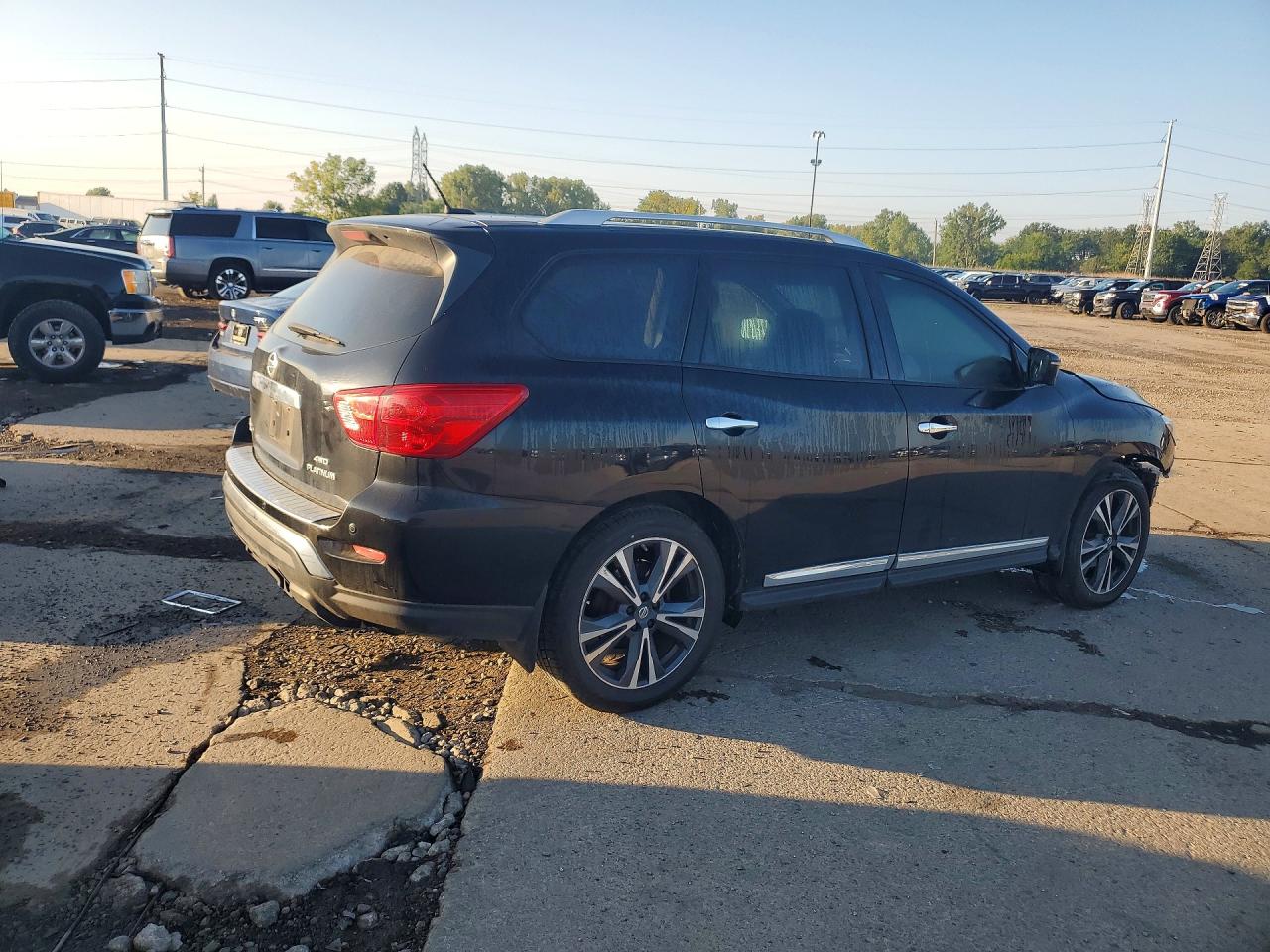 2018 NISSAN PATHFINDER PLATINUM — снимка 3