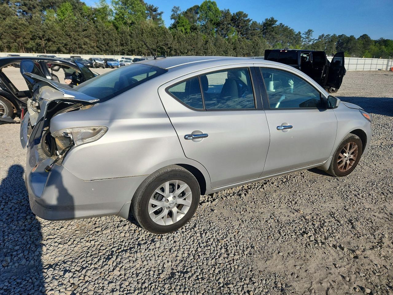 2017 NISSAN VERSA 1.6 S — снимка 3