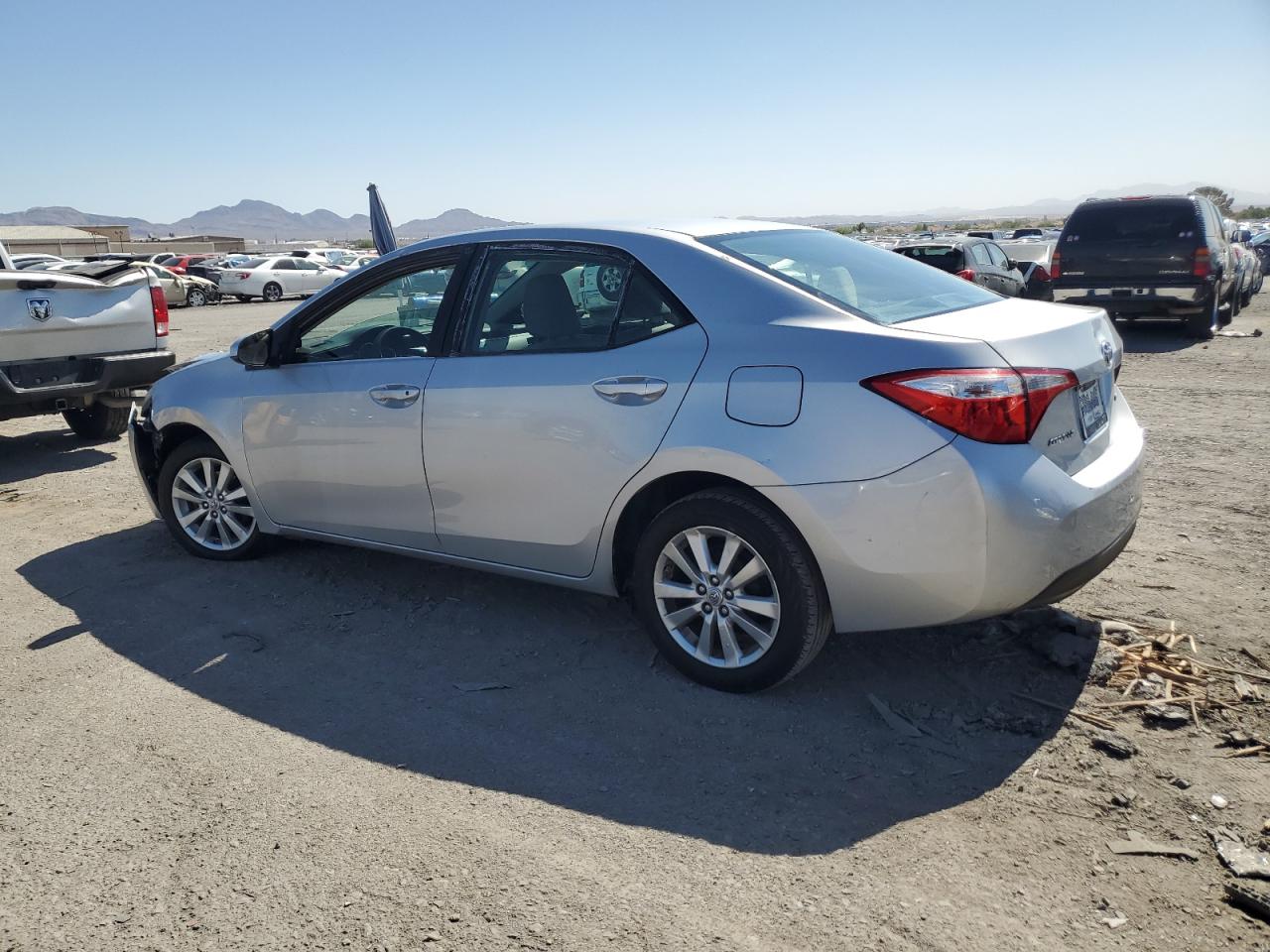 2015 TOYOTA COROLLA L — снимка 2