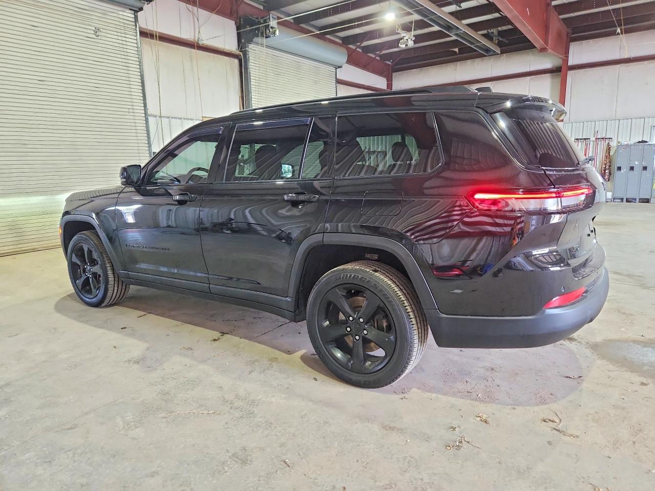 2023 JEEP GRAND CHEROKEE L LAREDO — снимка 2