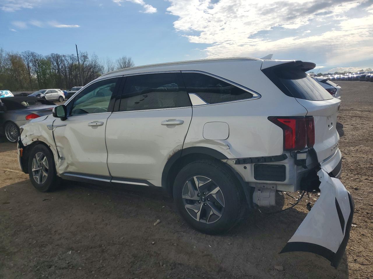 2021 KIA SORENTO S — снимка 2
