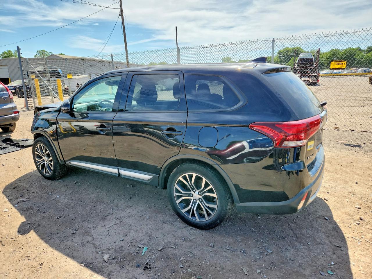 2017 MITSUBISHI OUTLANDER SE — снимка 2