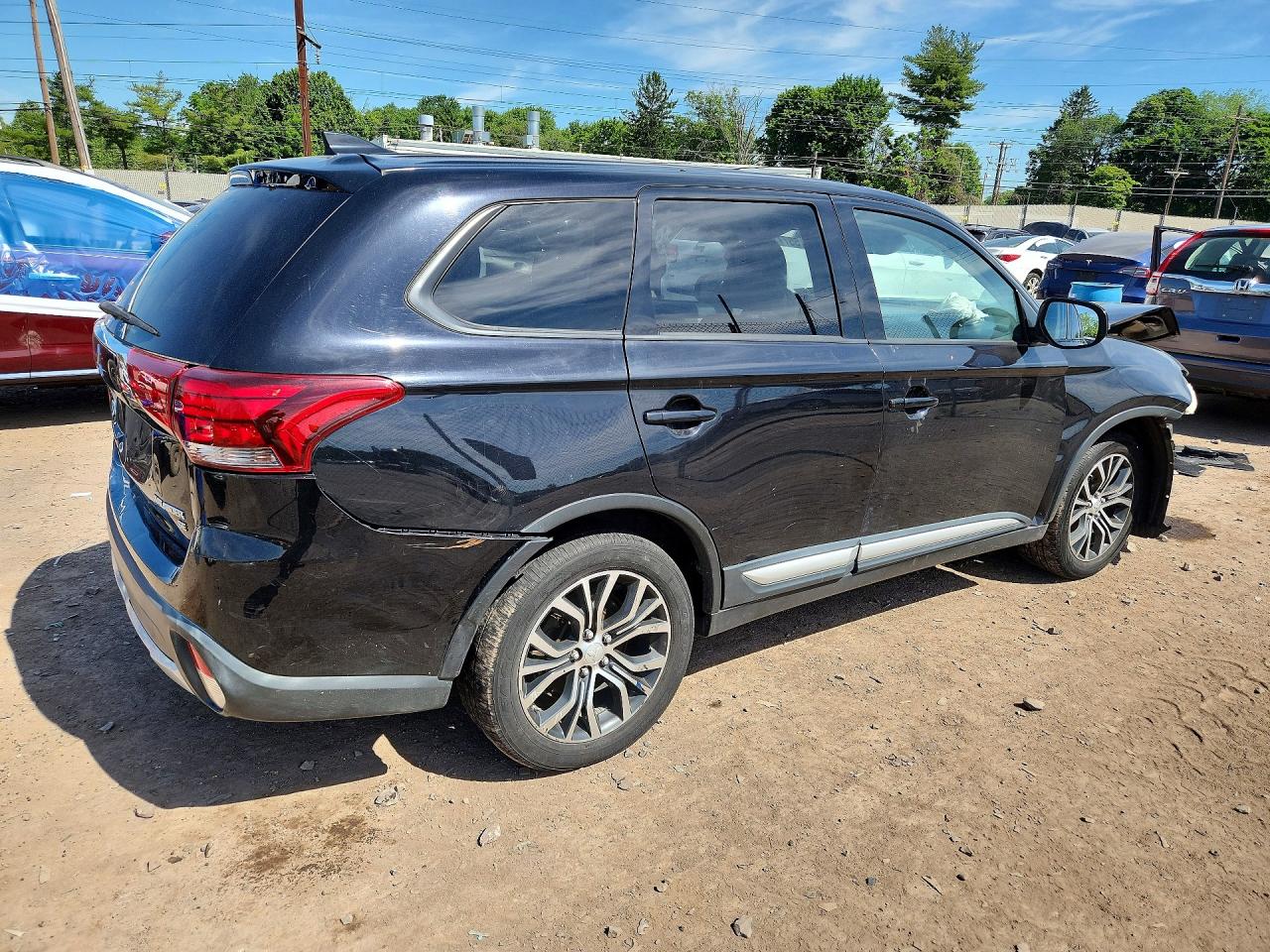 2017 MITSUBISHI OUTLANDER SE — снимка 3