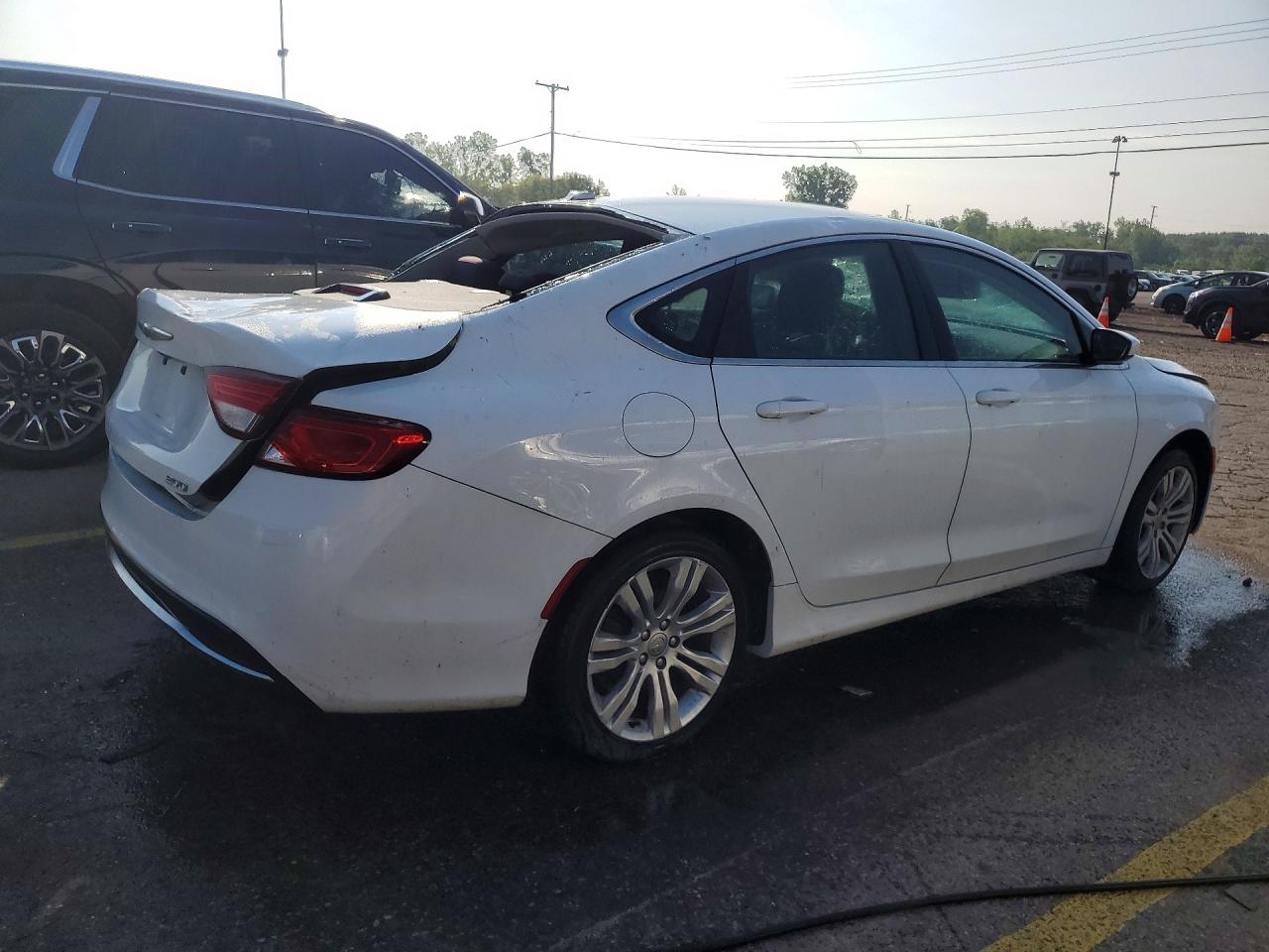 2015 CHRYSLER 200 LIMITED — снимка 3