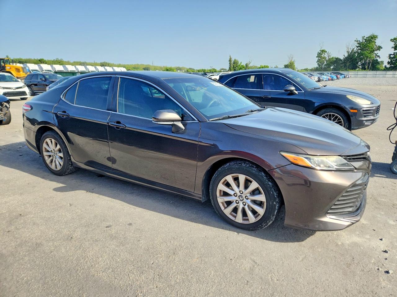 2018 TOYOTA CAMRY LE — снимка 4