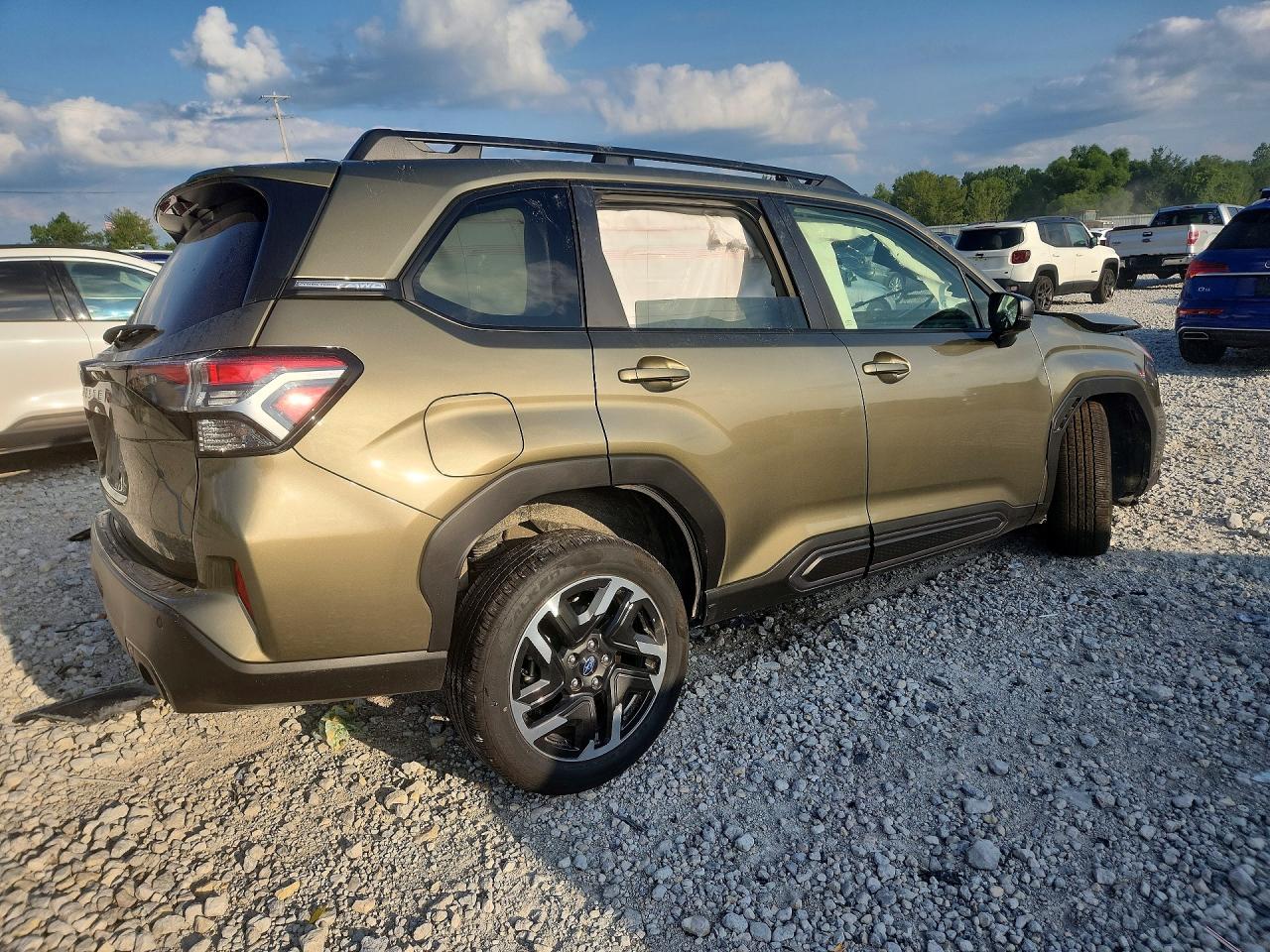 2025 SUBARU FORESTER LIMITED — снимка 3