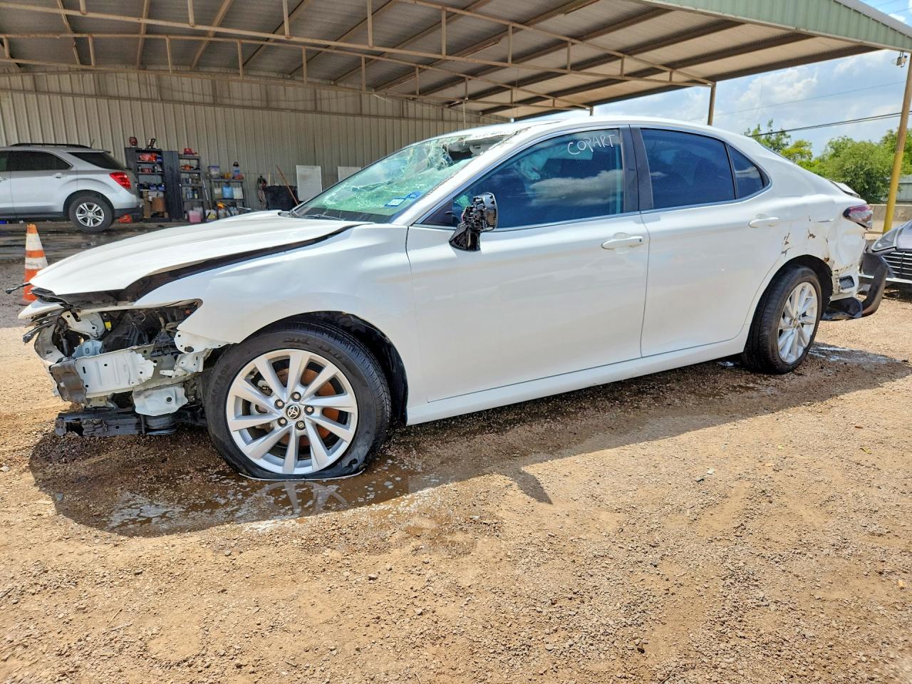 2023 TOYOTA CAMRY LE