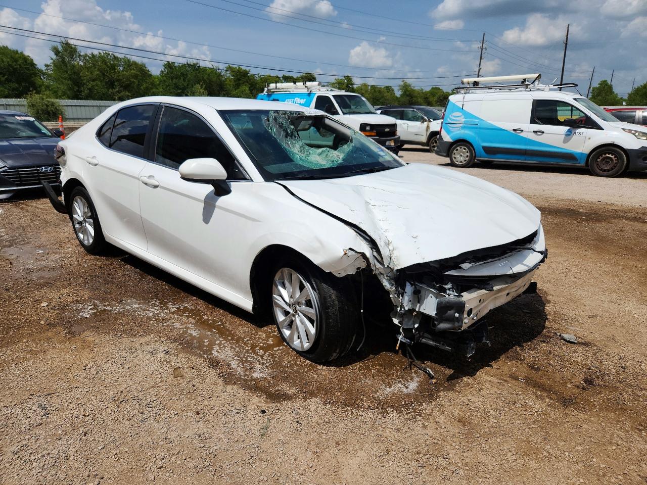 2023 TOYOTA CAMRY LE — снимка 4