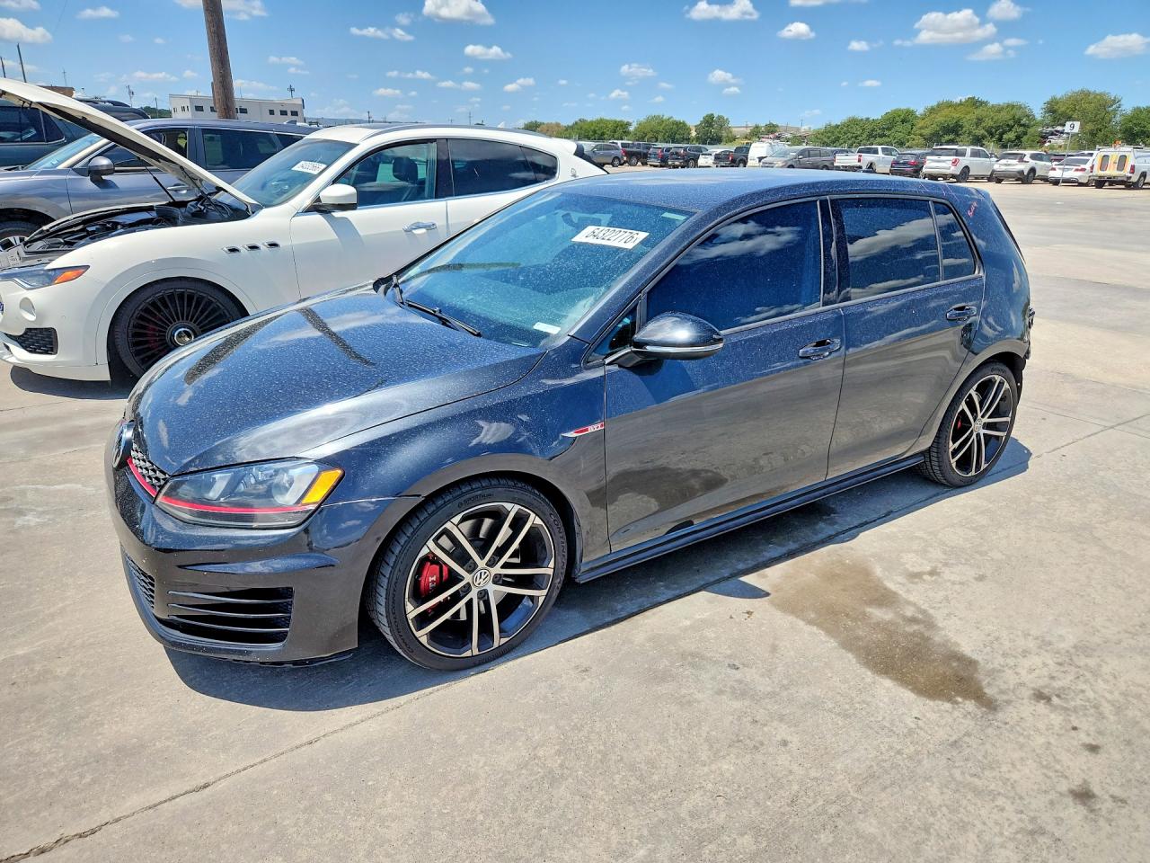2017 VOLKSWAGEN GTI SPORT