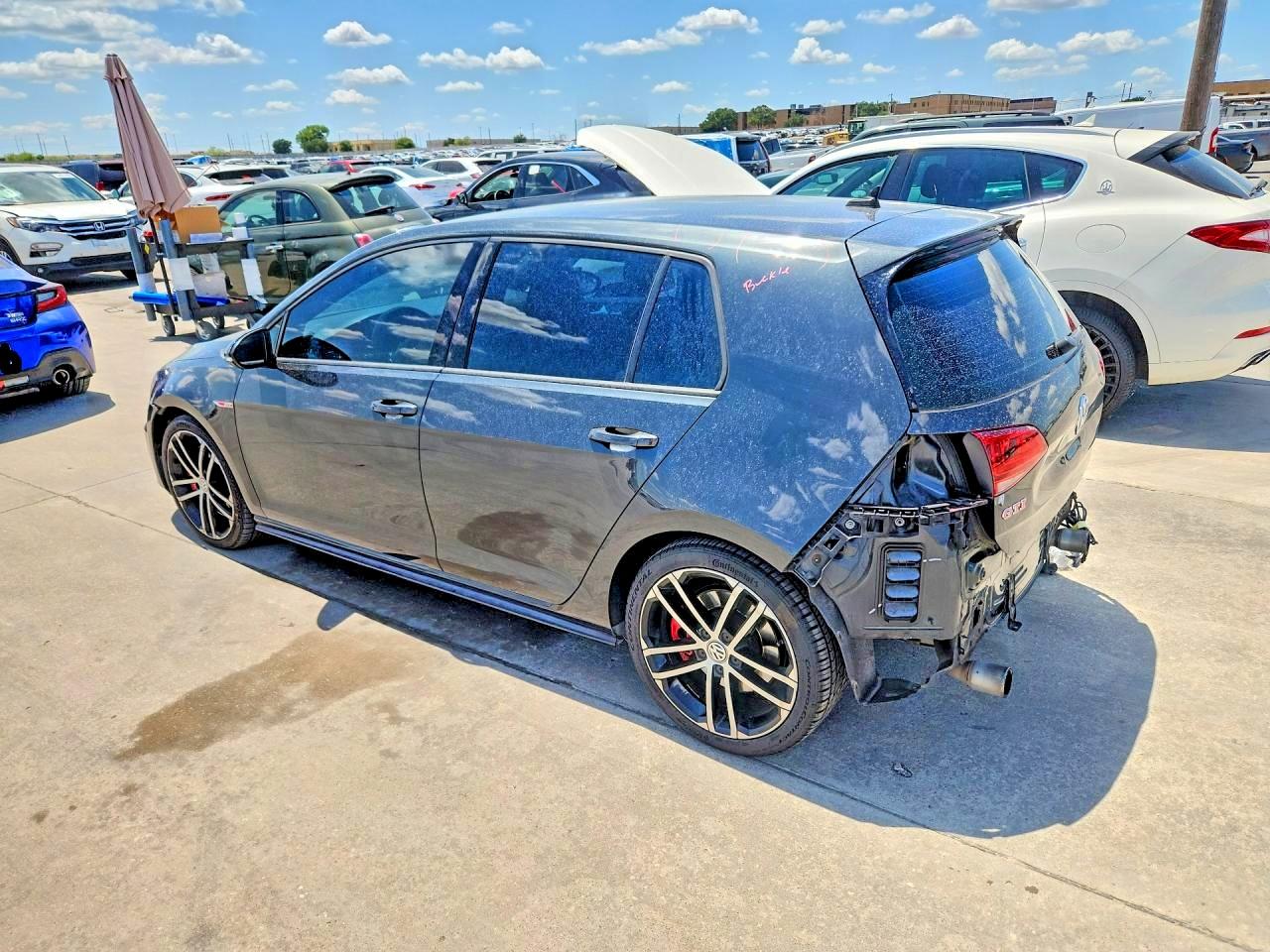 2017 VOLKSWAGEN GTI SPORT — снимка 2