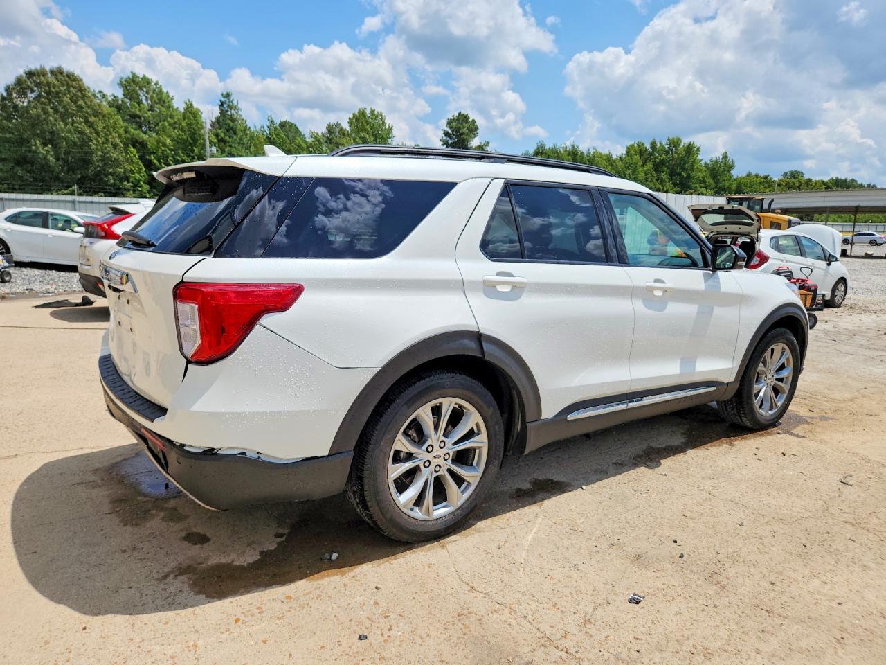 2024 FORD EXPLORER XLT — снимка 3