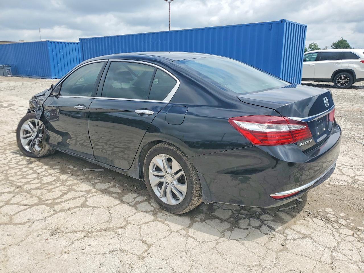 2017 HONDA ACCORD LX — снимка 2