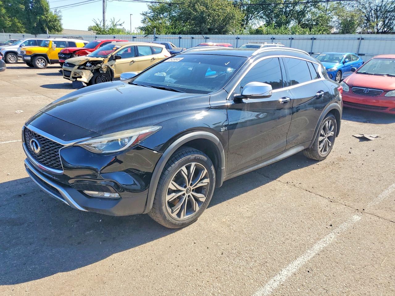 2017 INFINITI QX30 PREMIUM