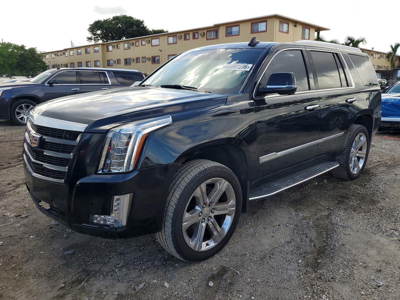 2017 CADILLAC ESCALADE