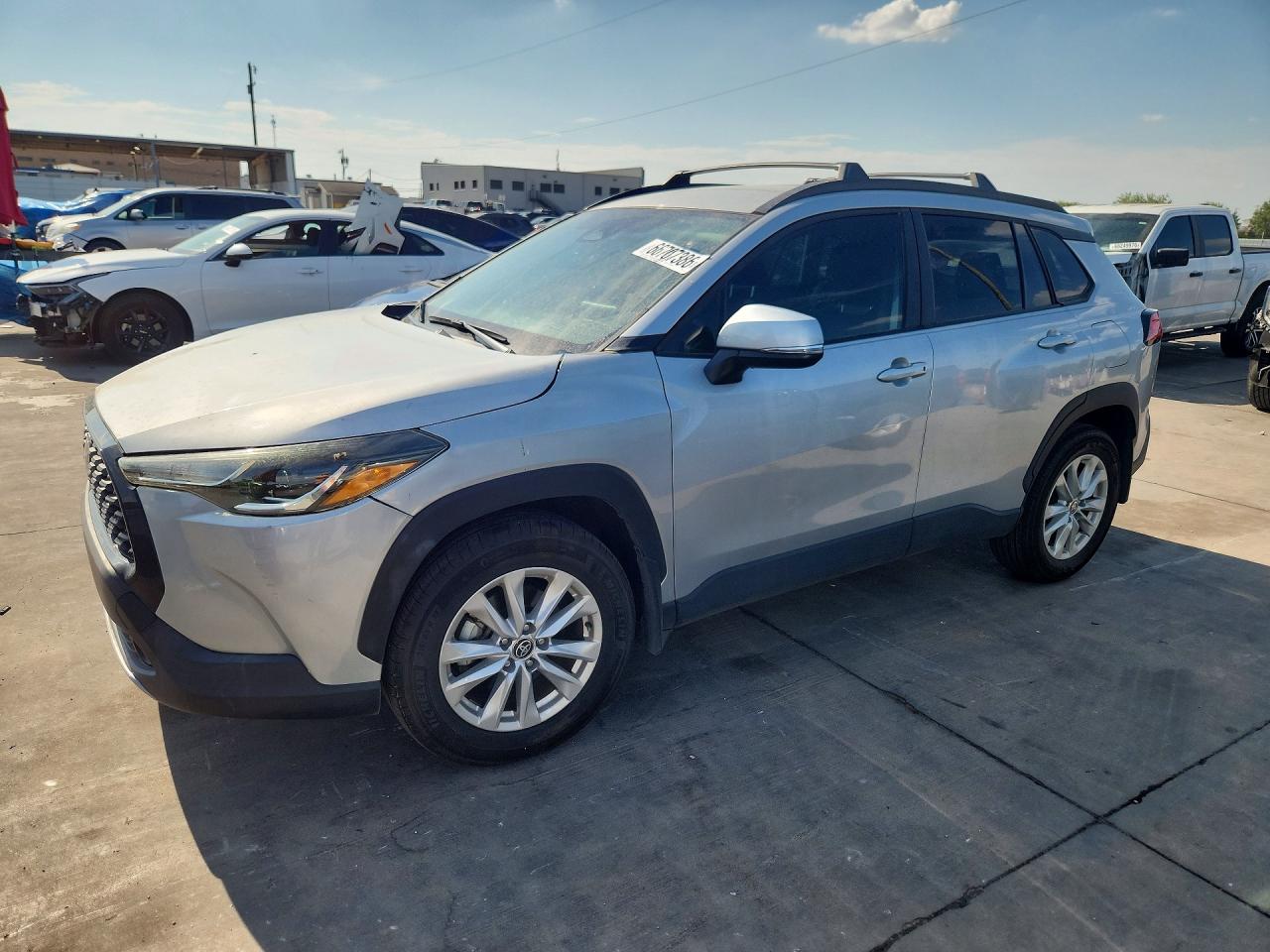 2024 TOYOTA COROLLA CROSS LE