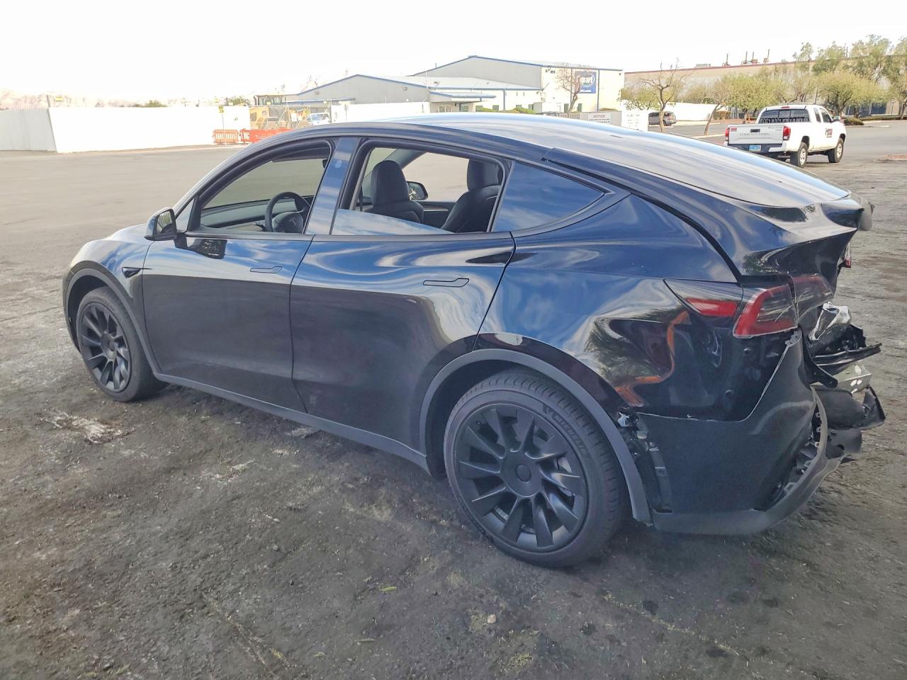 2024 TESLA MODEL Y — снимка 2