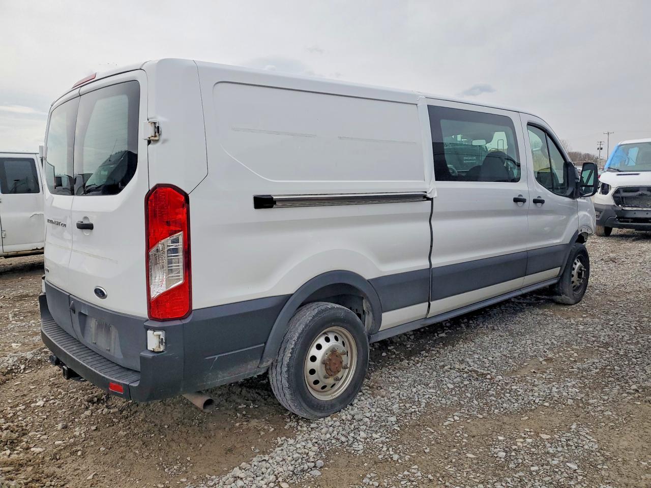 2023 FORD TRANSIT T-250 — снимка 3