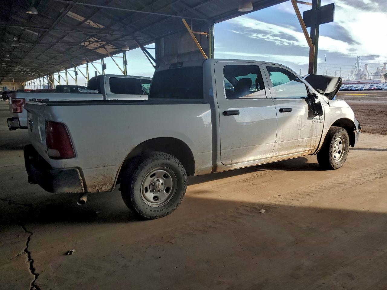 2017 RAM 1500 ST — снимка 3
