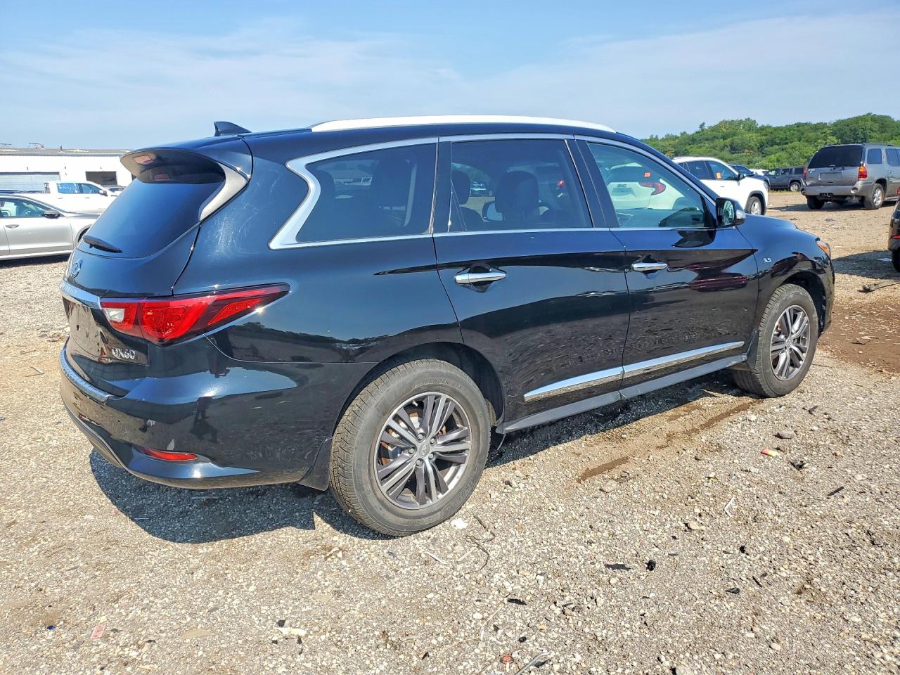 2017 INFINITI QX60 BASE — снимка 3