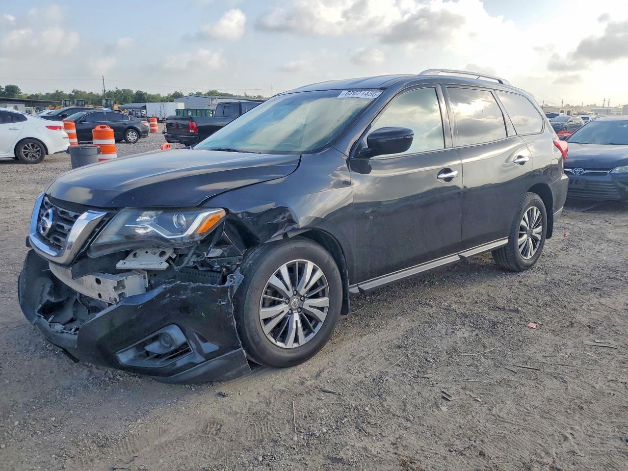 2017 NISSAN PATHFINDER S