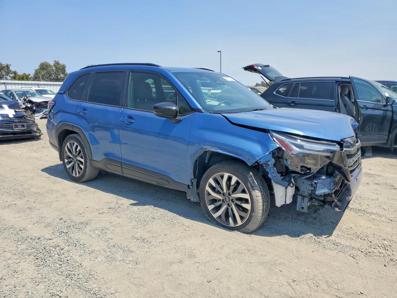 2025 SUBARU FORESTER TOURING — снимка 4
