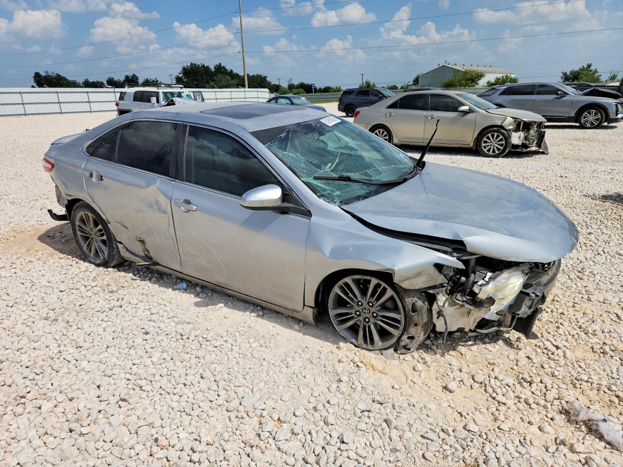 2016 TOYOTA CAMRY SE — снимка 4
