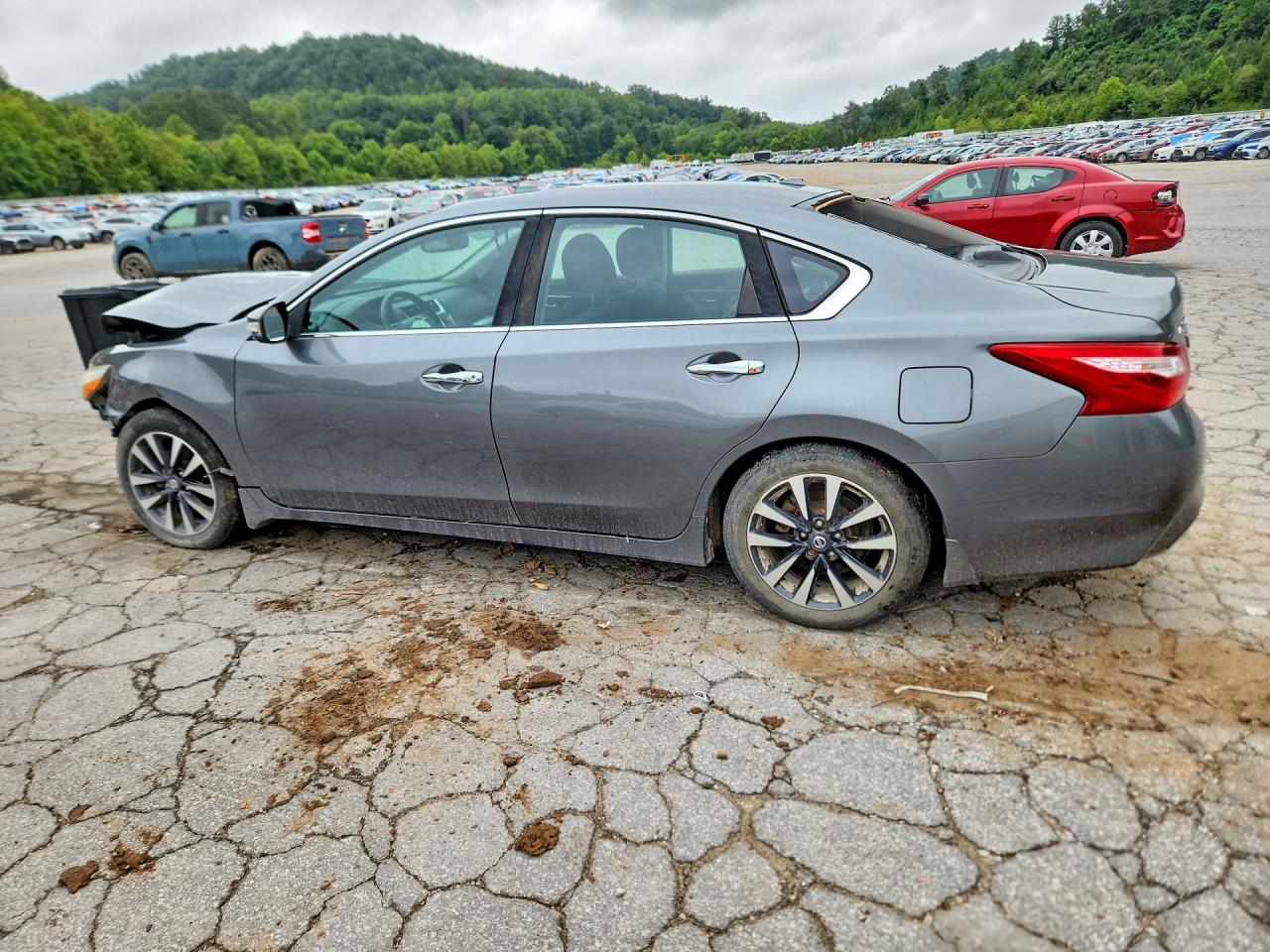 2016 NISSAN ALTIMA 2.5 SV — снимка 2