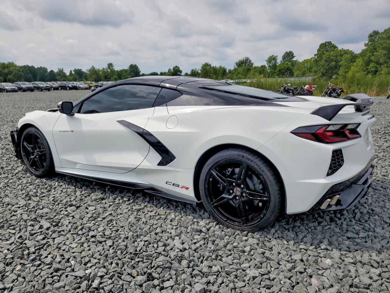 2021 CHEVROLET CORVETTE STINGRAY 2LT — снимка 2