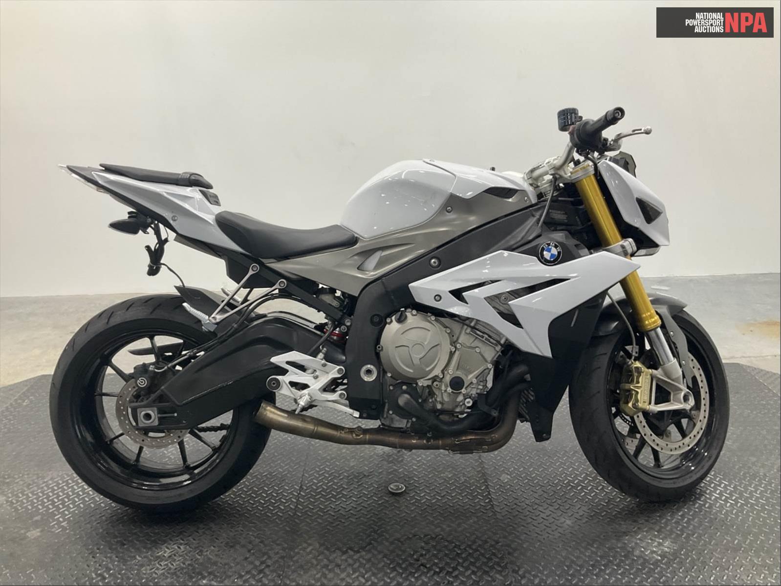 2015 BMW S1000R