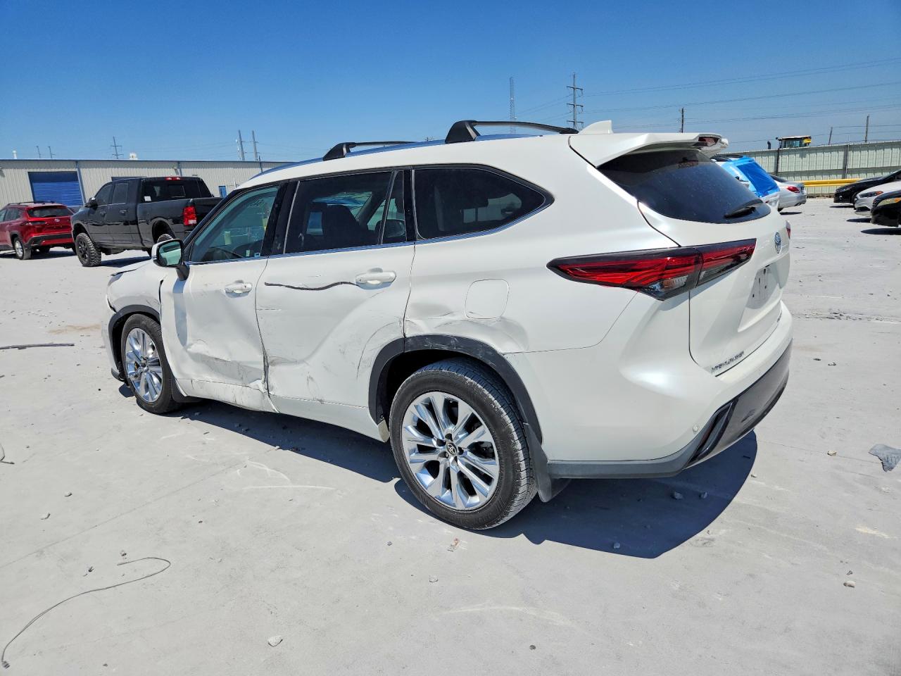 2020 TOYOTA HIGHLANDER LIMITED — снимка 2