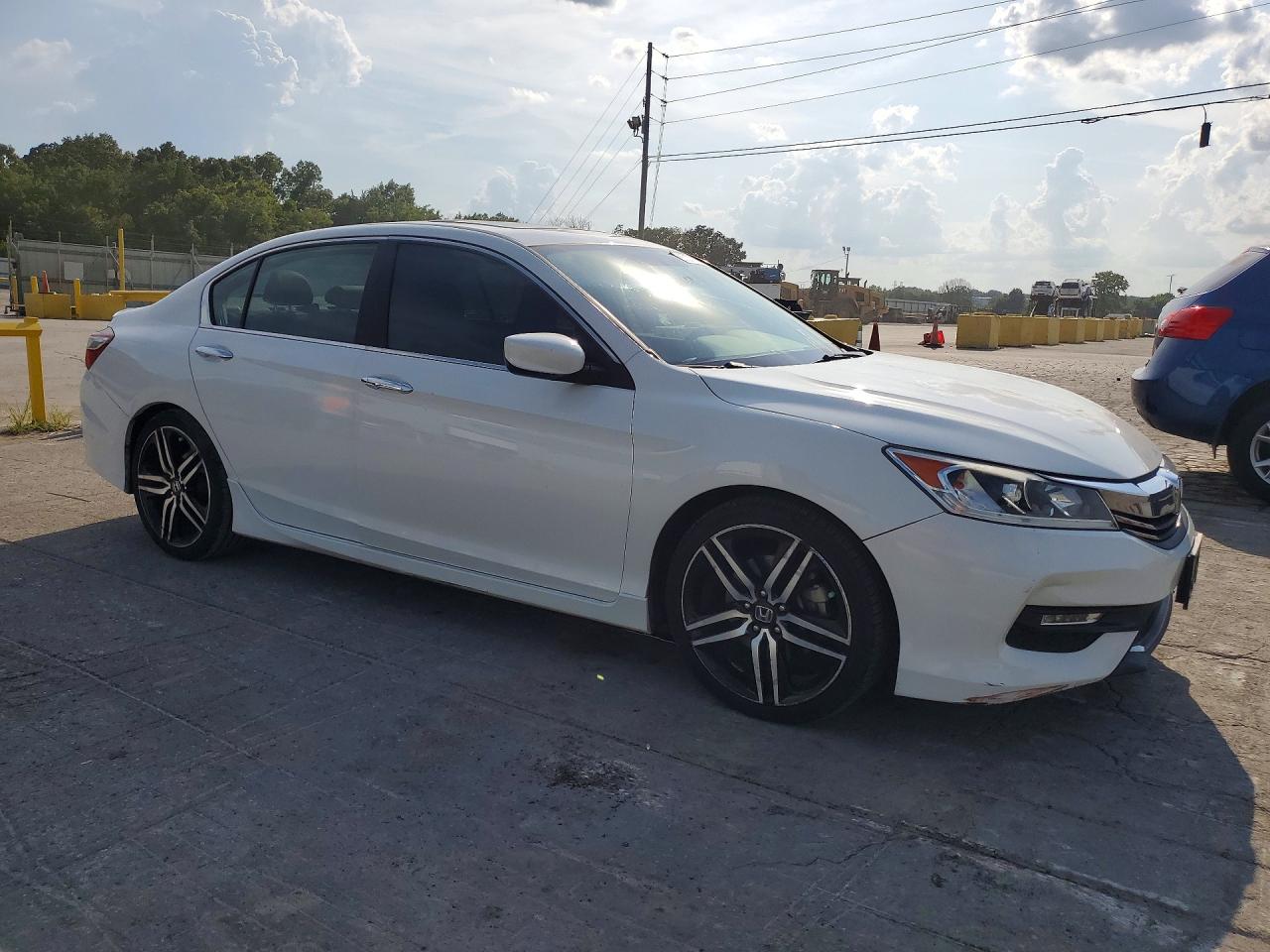 2017 HONDA ACCORD SPORT — снимка 4