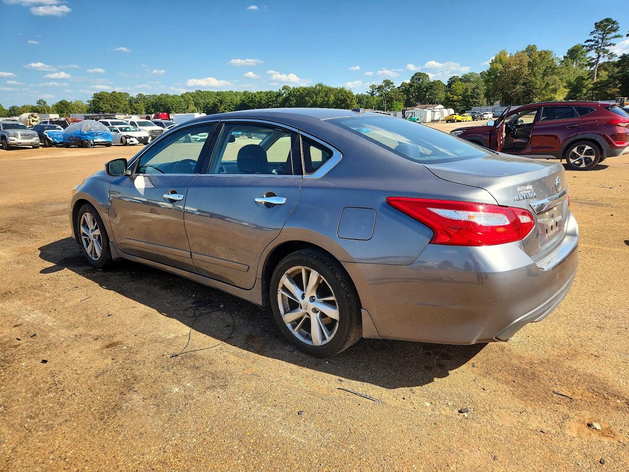 2016 NISSAN ALTIMA 2.5 SV — снимка 2