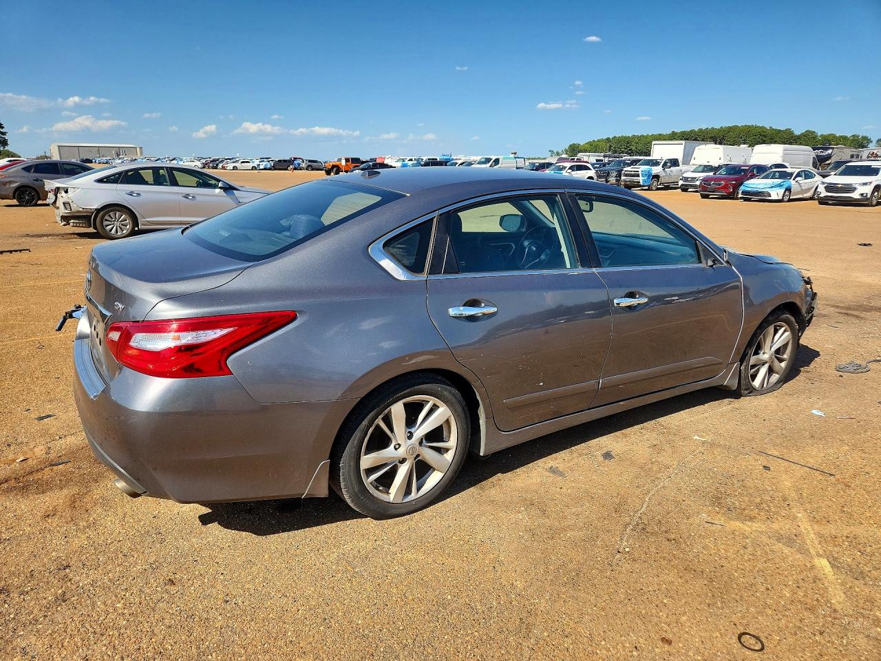 2016 NISSAN ALTIMA 2.5 SV — снимка 3