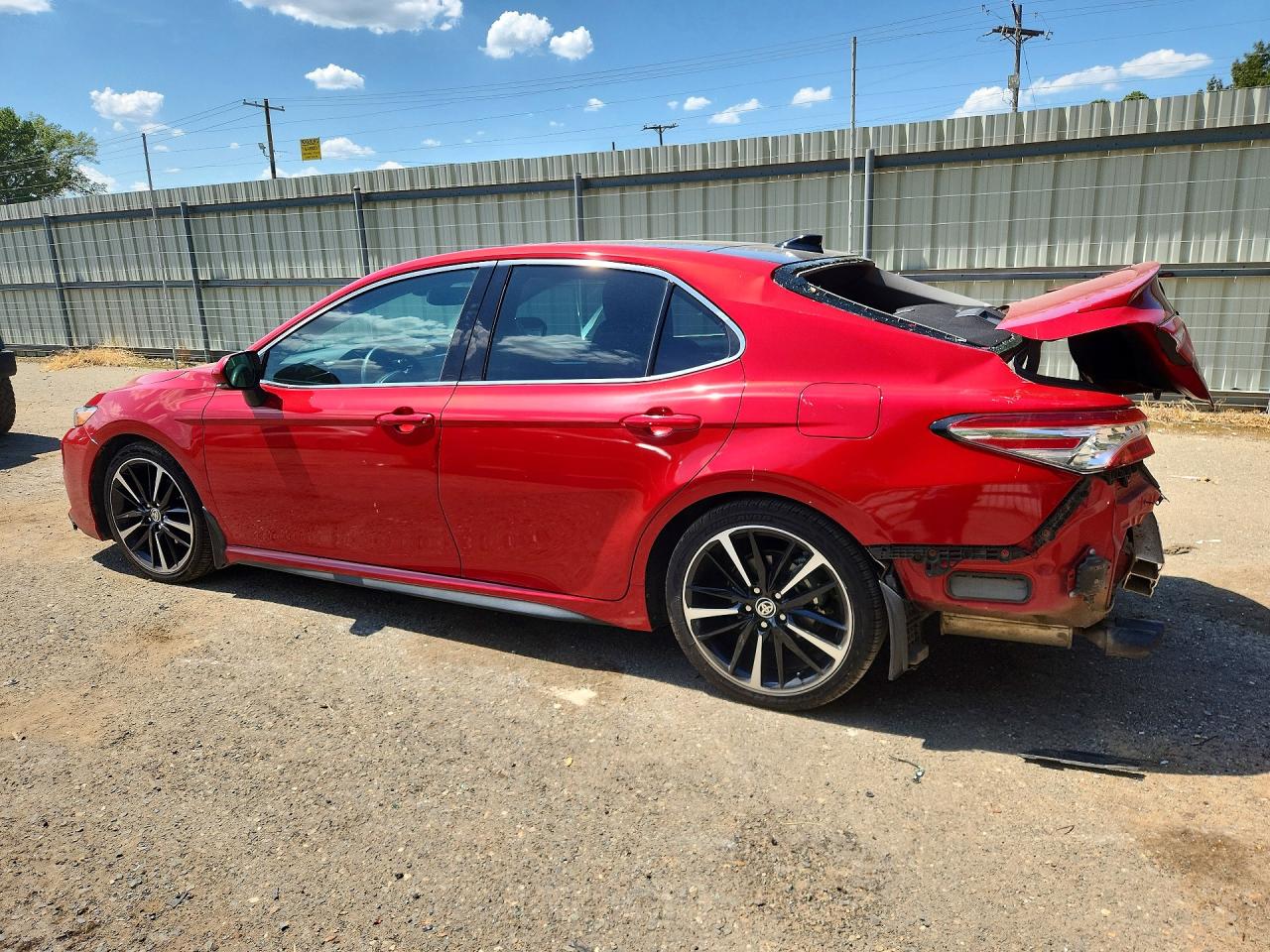 2020 TOYOTA CAMRY XSE — снимка 2