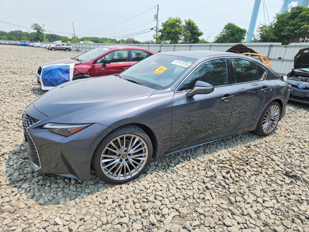 2023 LEXUS IS 300